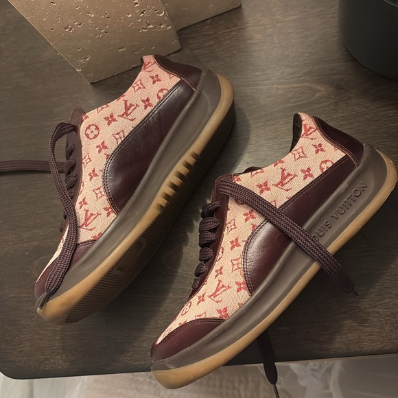 Louis Vuitton Limited Edition Takashi Murakami Monogram Mini Lin Sneakers - Picture 6 of 9
